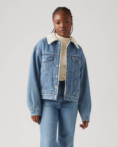 Levi’s 90’s sherpa jacket trucker