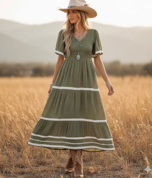 Elegant Green Maxi Dress