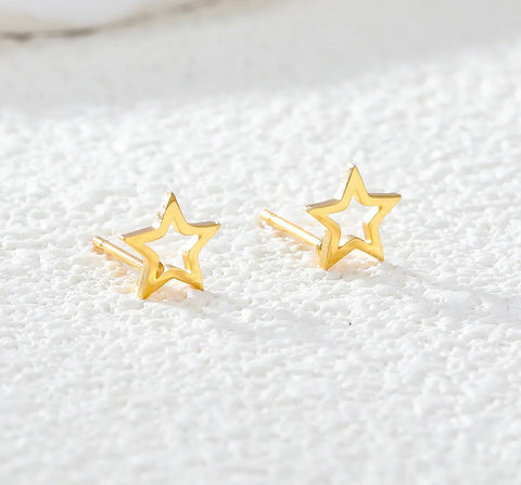 Star Hollow Ear Studs