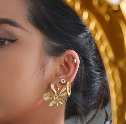 Elegant Flower Ear Stud